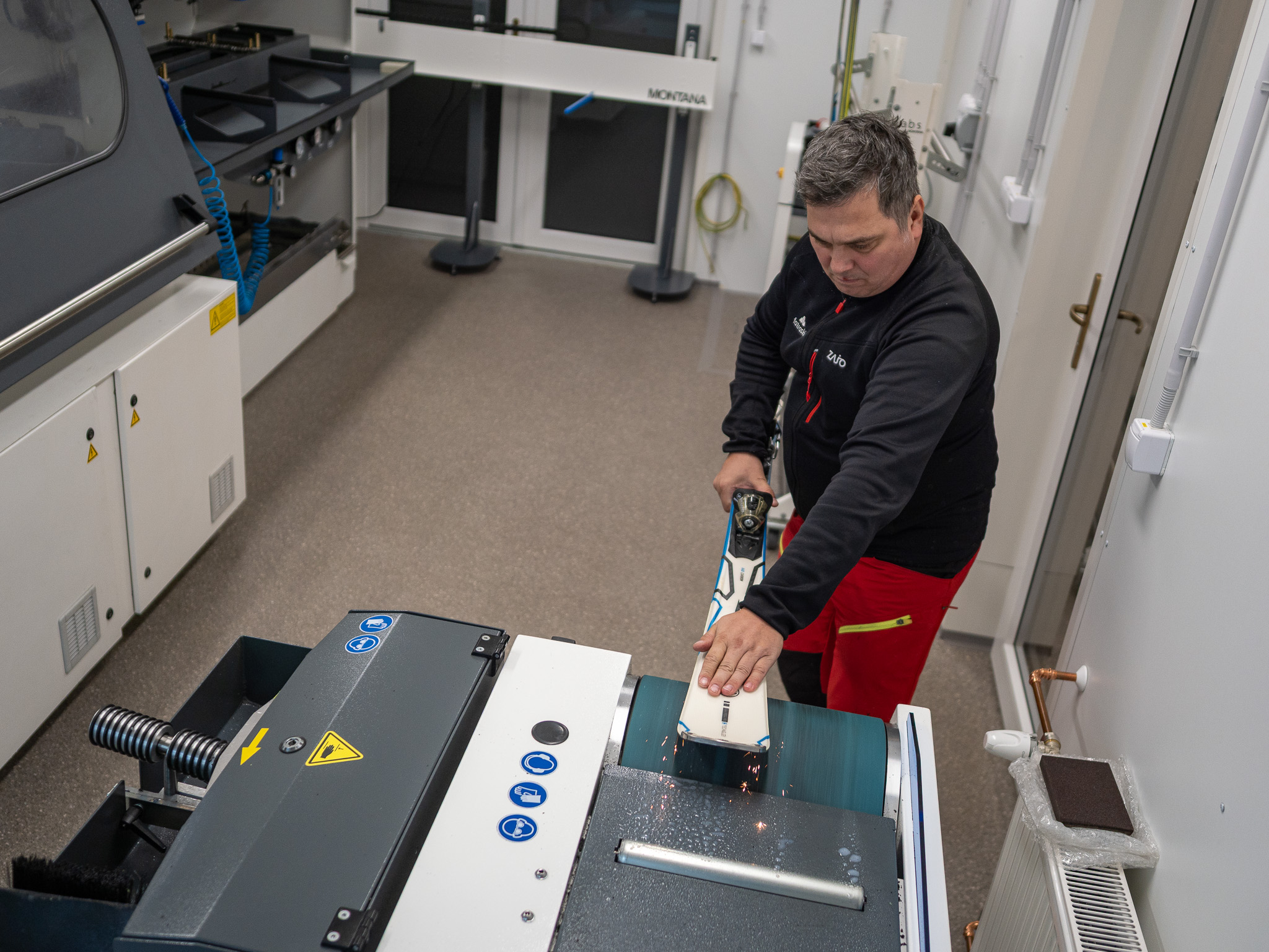 MONTANA MONTY BELT – príprava na formátovanie