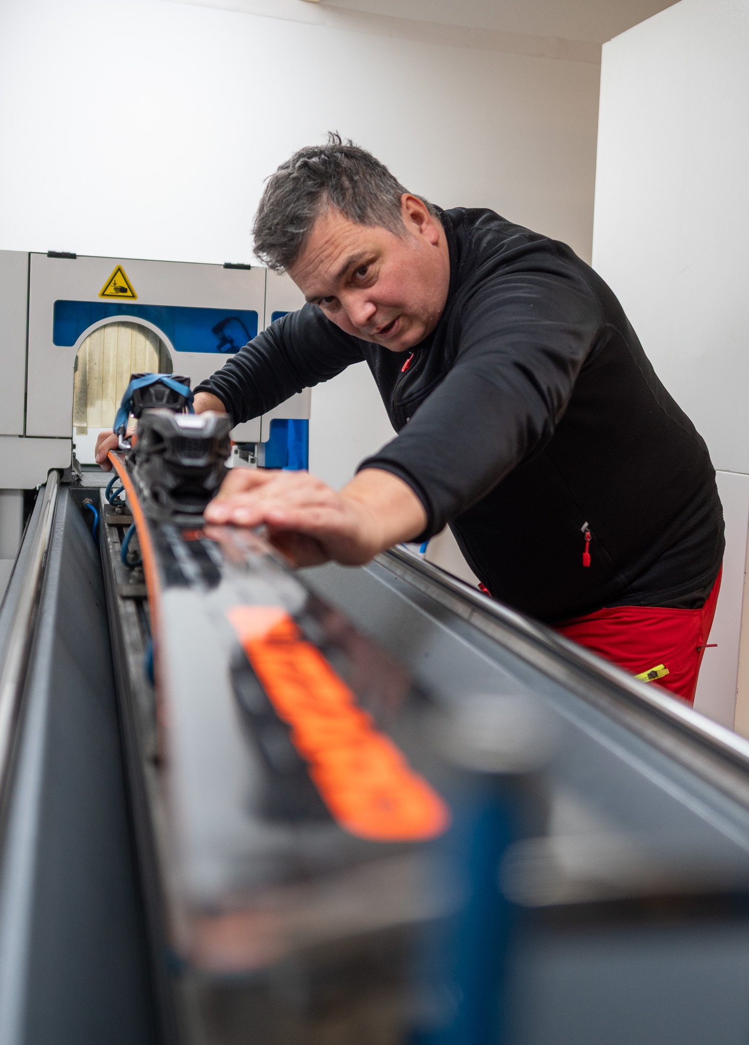 MONTANA RACE EDGE – detail hrany